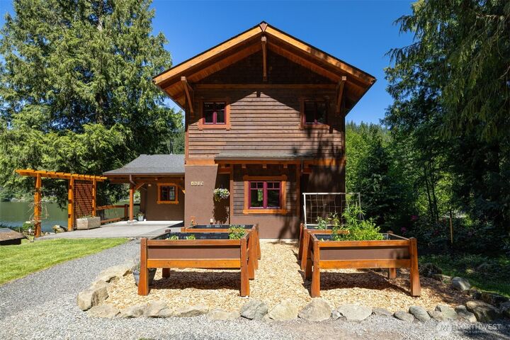 Property Photo: 1839 Sleepy Hollow Lane WA 98226