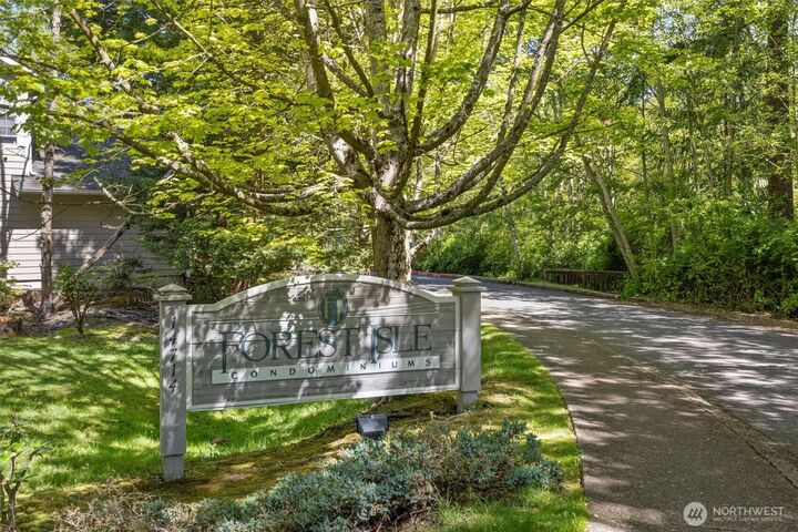 Property Photo: 14714 53rd Avenue W 106 WA 98026