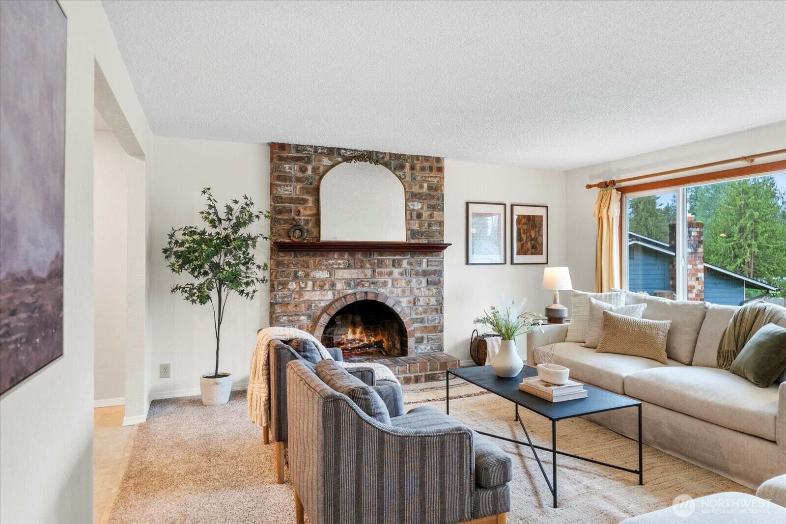 Property Photo:  16611  63rd Avenue W  WA 98037 