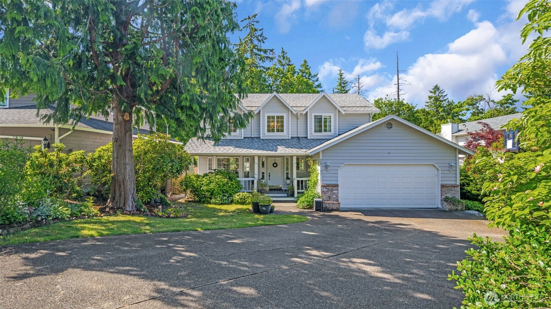 Property Photo: 25161 13th Avenue S WA 98198