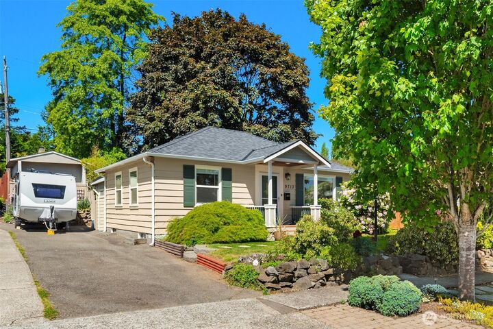 Property Photo:  9713  33rd Avenue SW  WA 98126 