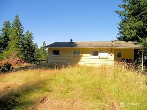 1246  Island Drive  Lummi Island WA 98262 photo