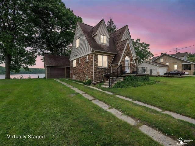 Property Photo: 27145 James Avenue MI 48134