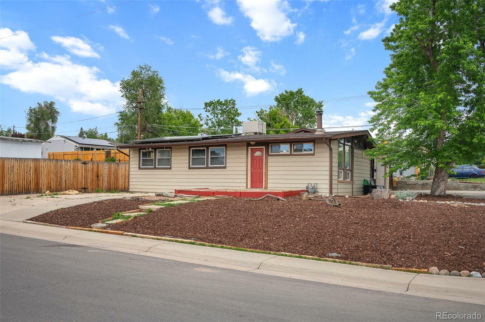 Property Photo: 491 Campo Street CO 80221