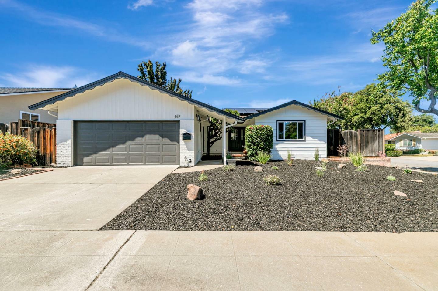 Property Photo:  657 Coleraine Court  CA 94087 