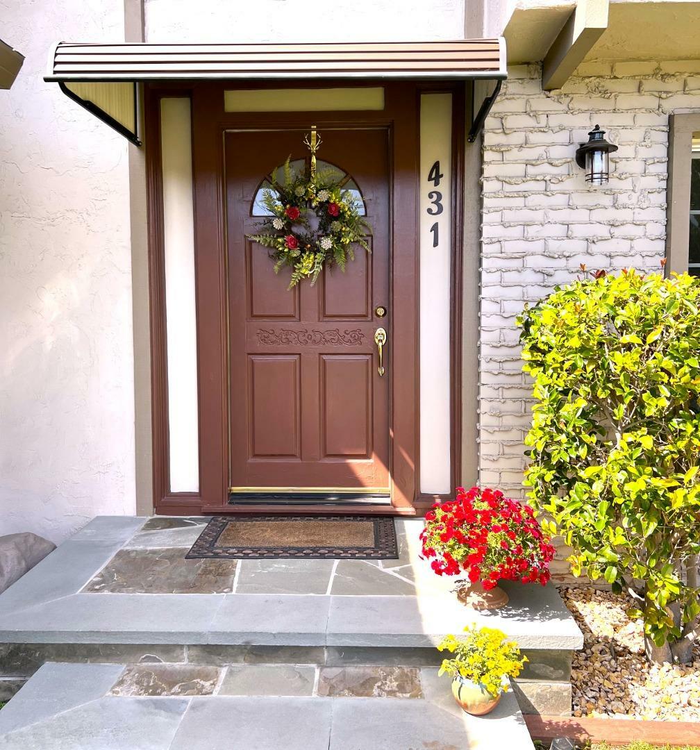 Property Photo:  431 Liquidambar Way  CA 94086 