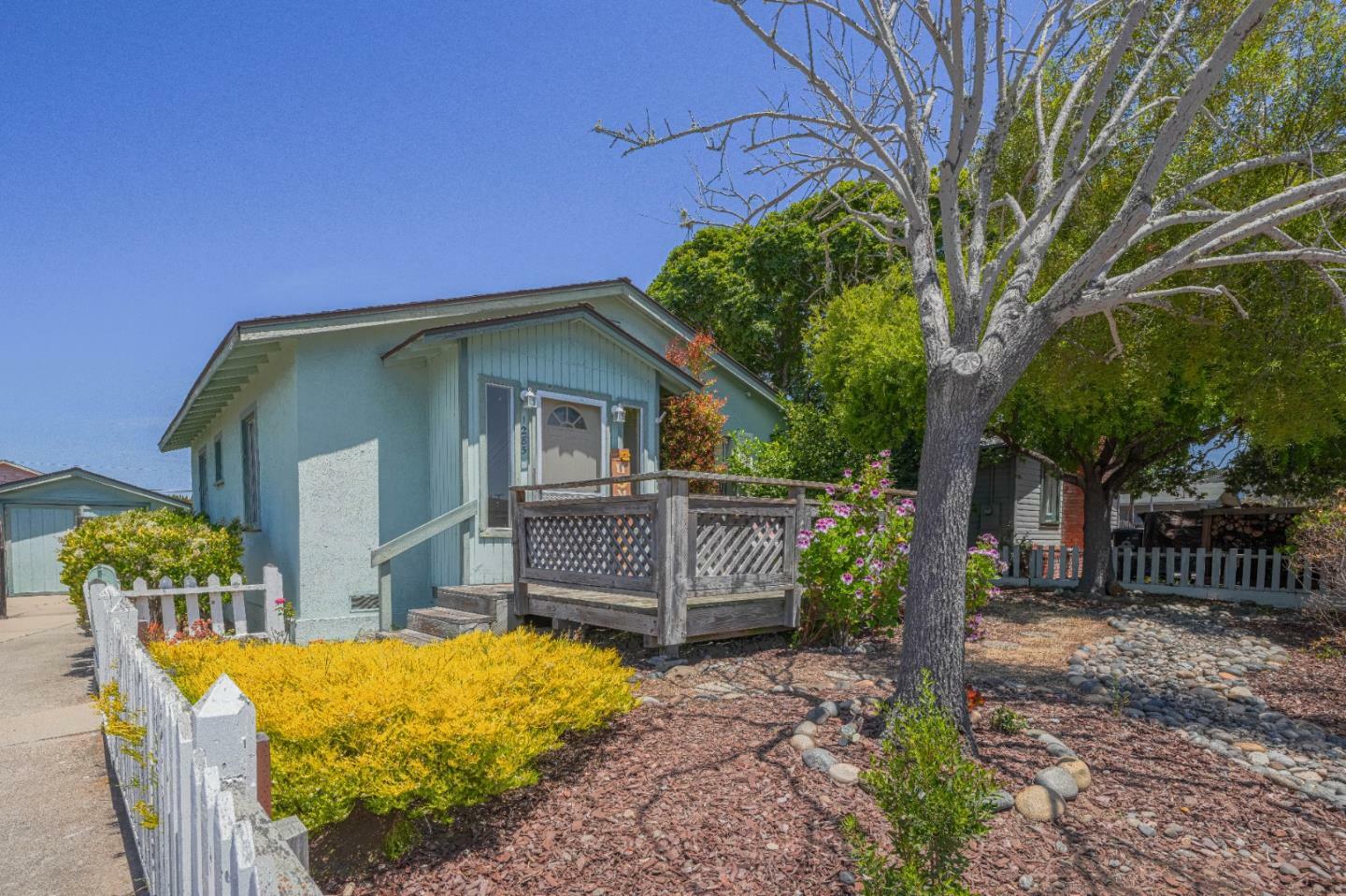 Property Photo: 1285 Harcourt Avenue CA 93955