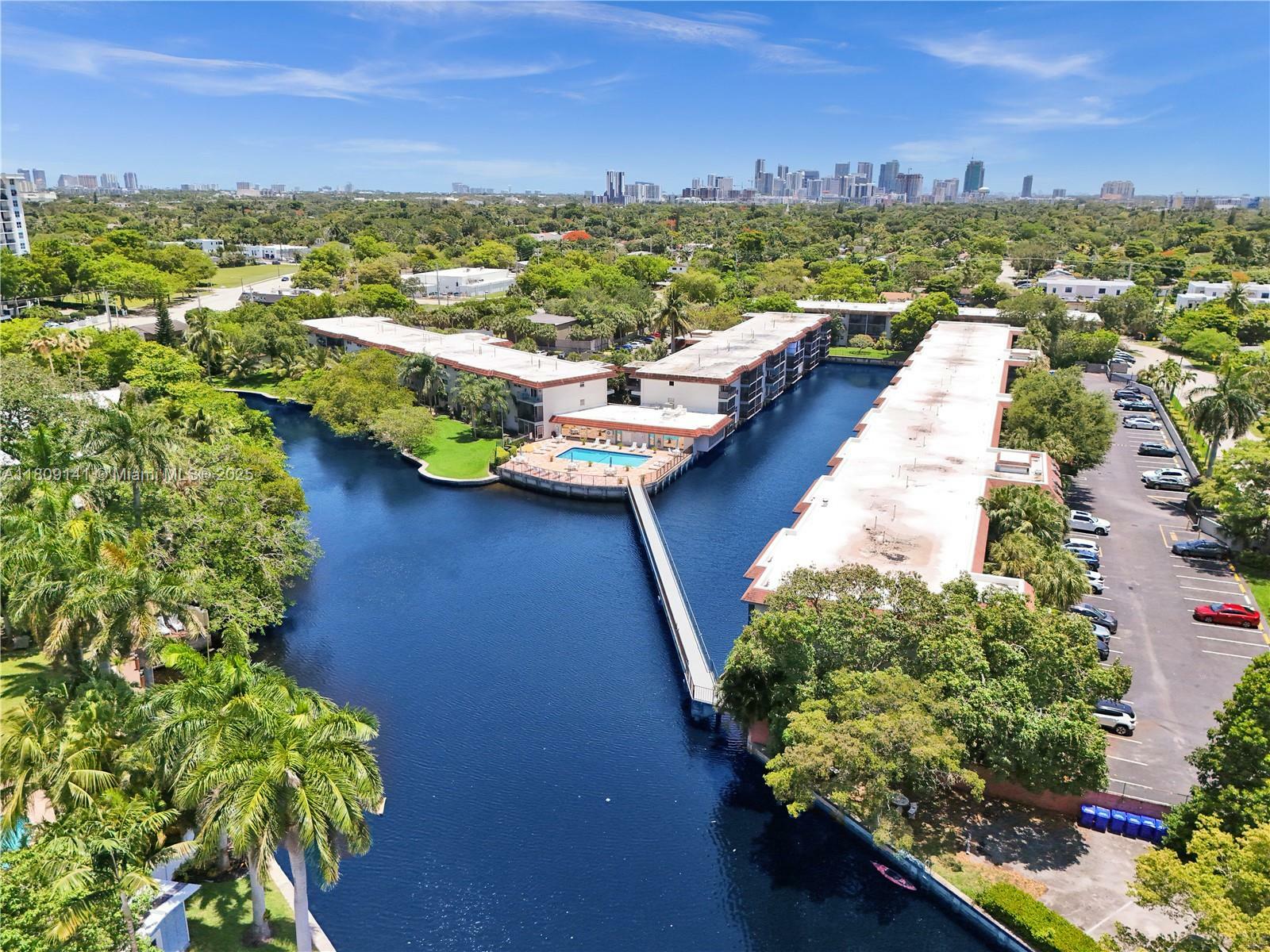 Property Photo:  1775 N Andrews Sq. 104W  FL 33311 