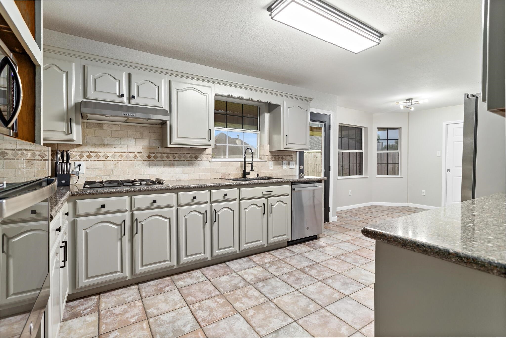Property Photo: 7669 Boardwalk TX 77657