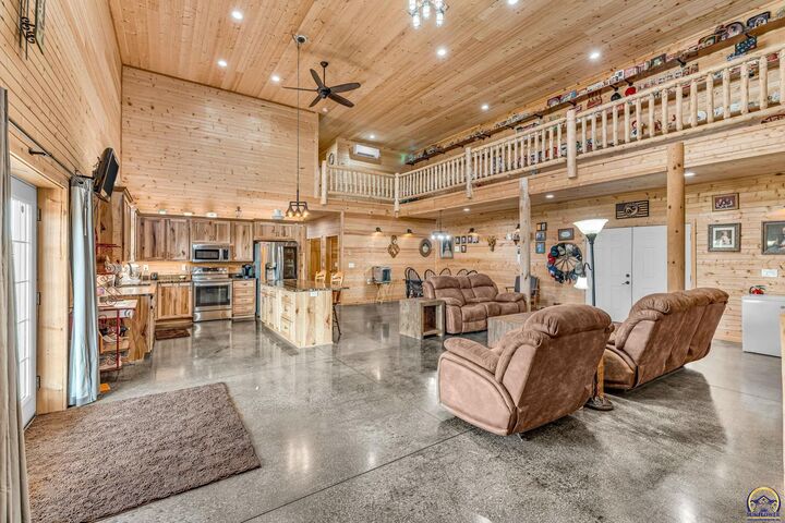 14426 110th St  Oskaloosa KS 66066 photo