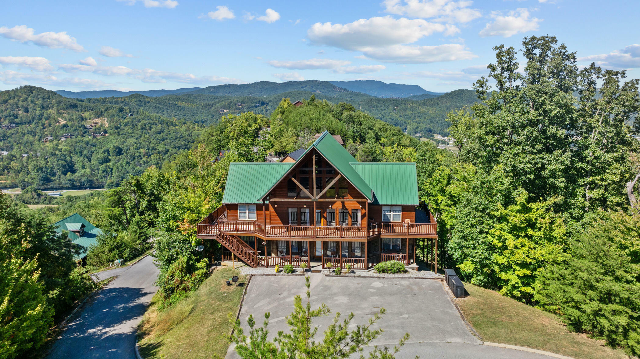 Property Photo: 3650 Wilderness Mountain Road TN 37862