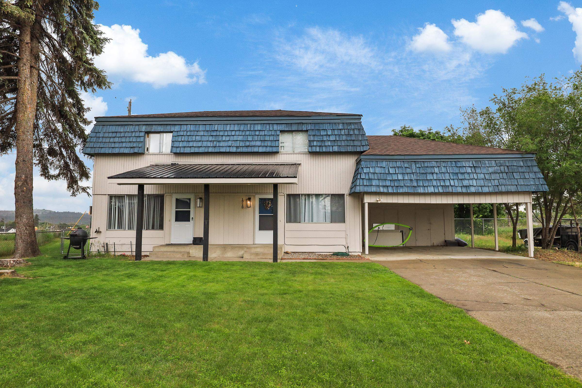 Property Photo: 1719 N Willow Rd WA 99206