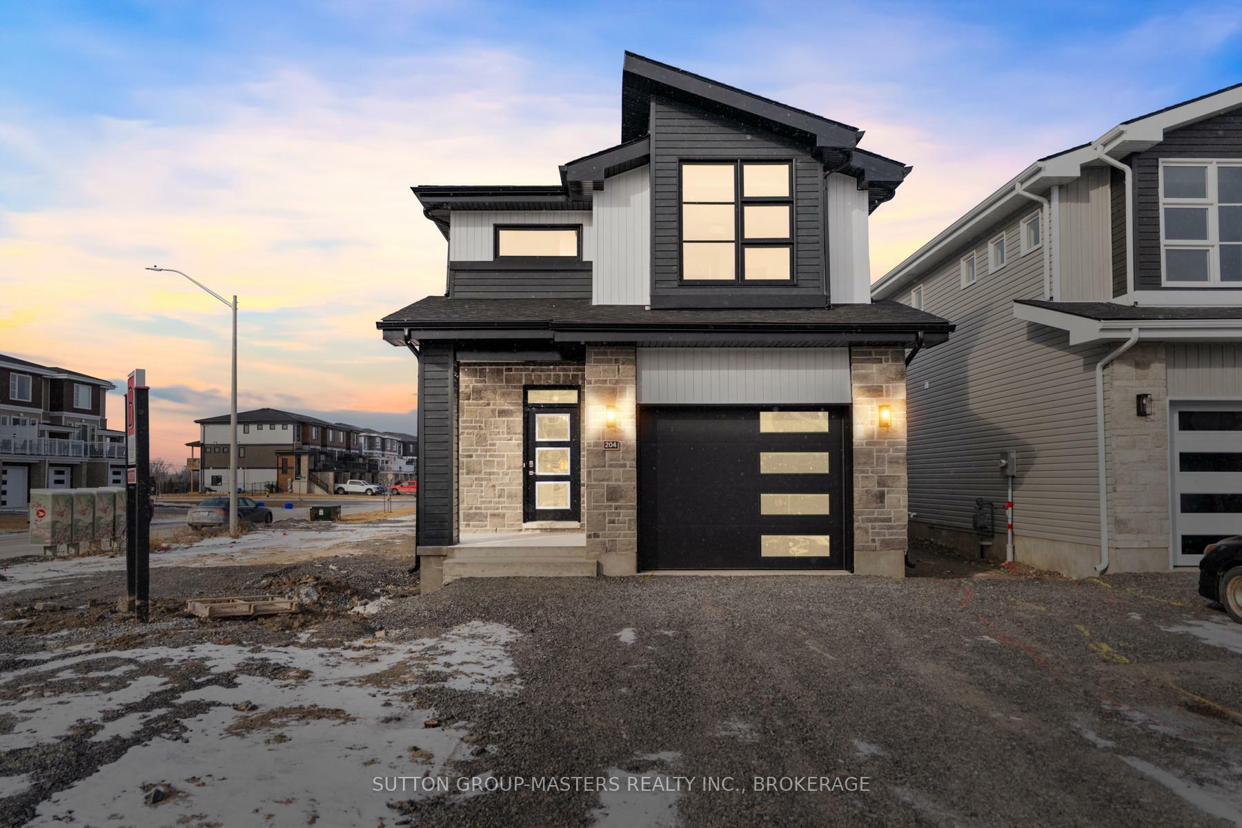 Property Photo: 204 Superior Drive ON K7N 0E8