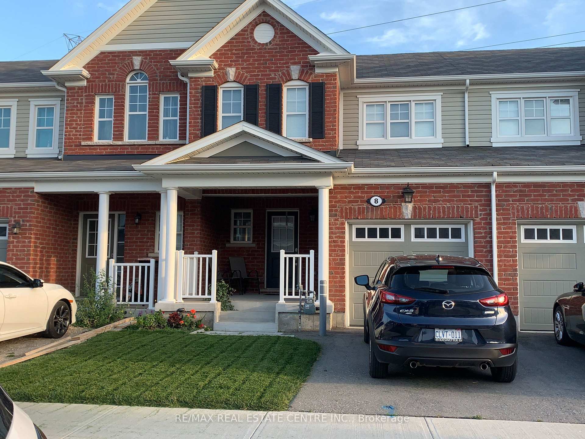 Property Photo: 8 Watermill Street ON N2P 0H5
