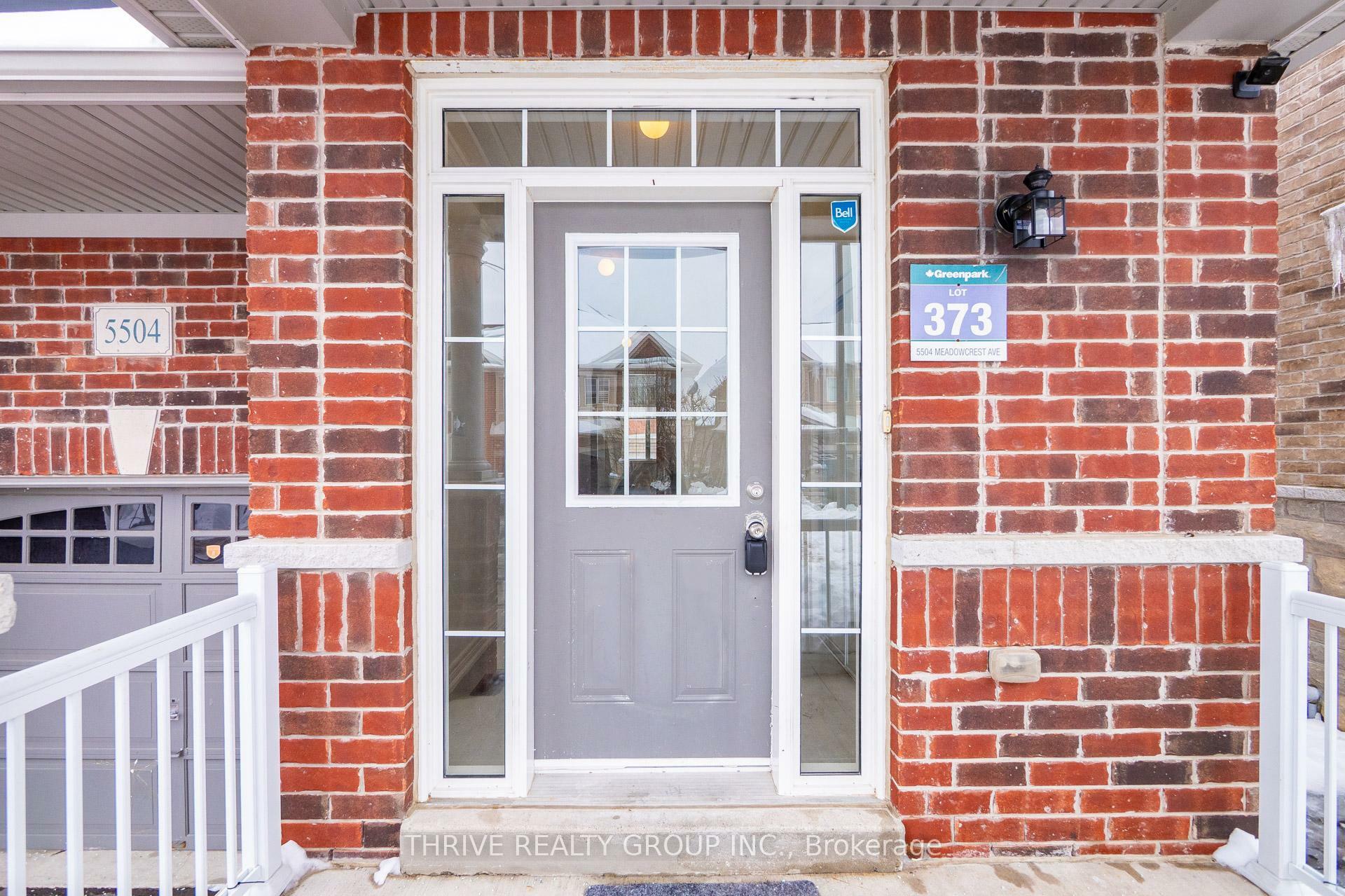 Property Photo: 5504 Meadowcrest Avenue ON L5M 0V7