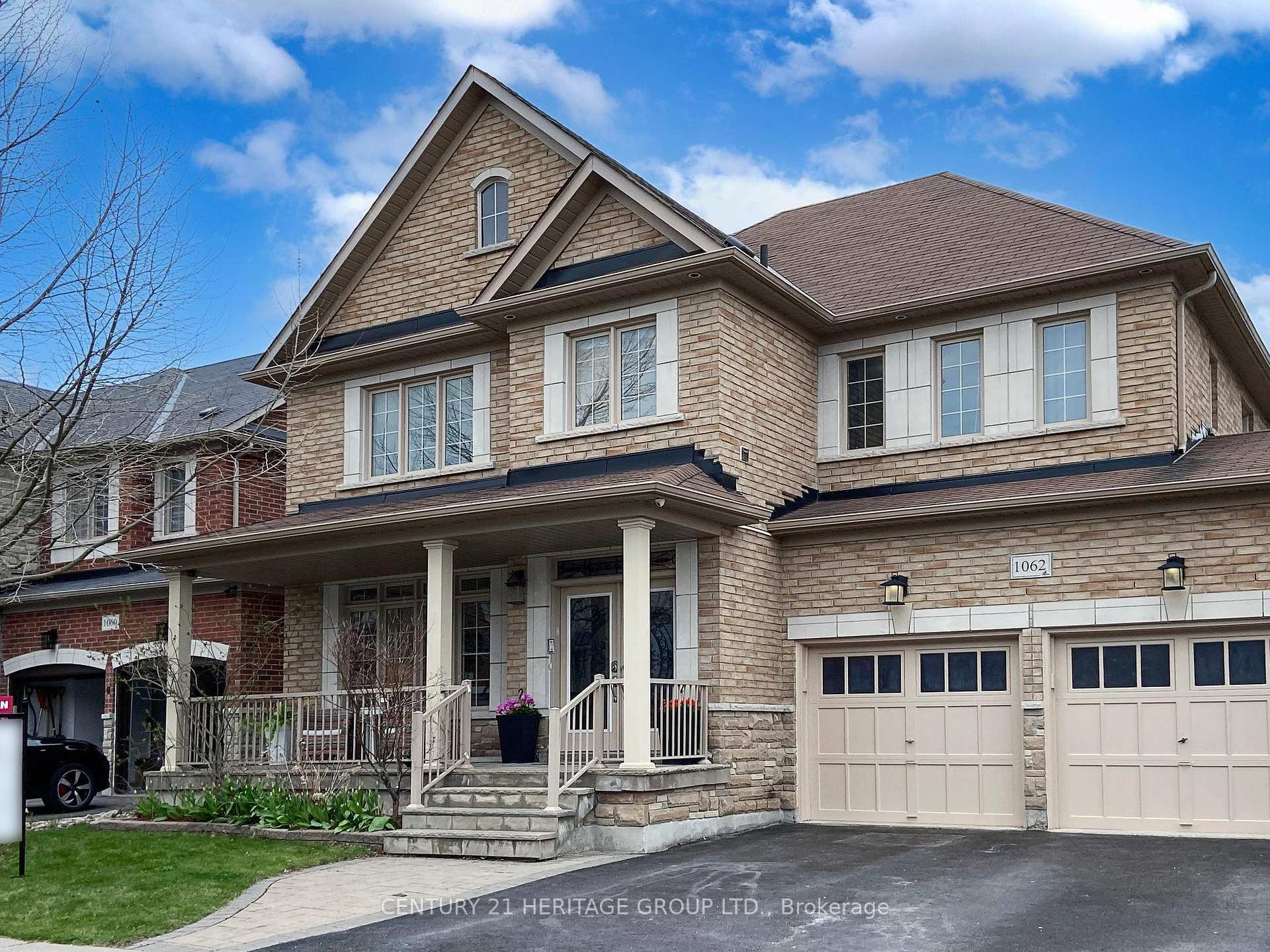 Property Photo: 1062 Blackhall Crescent ON L3X 0B3