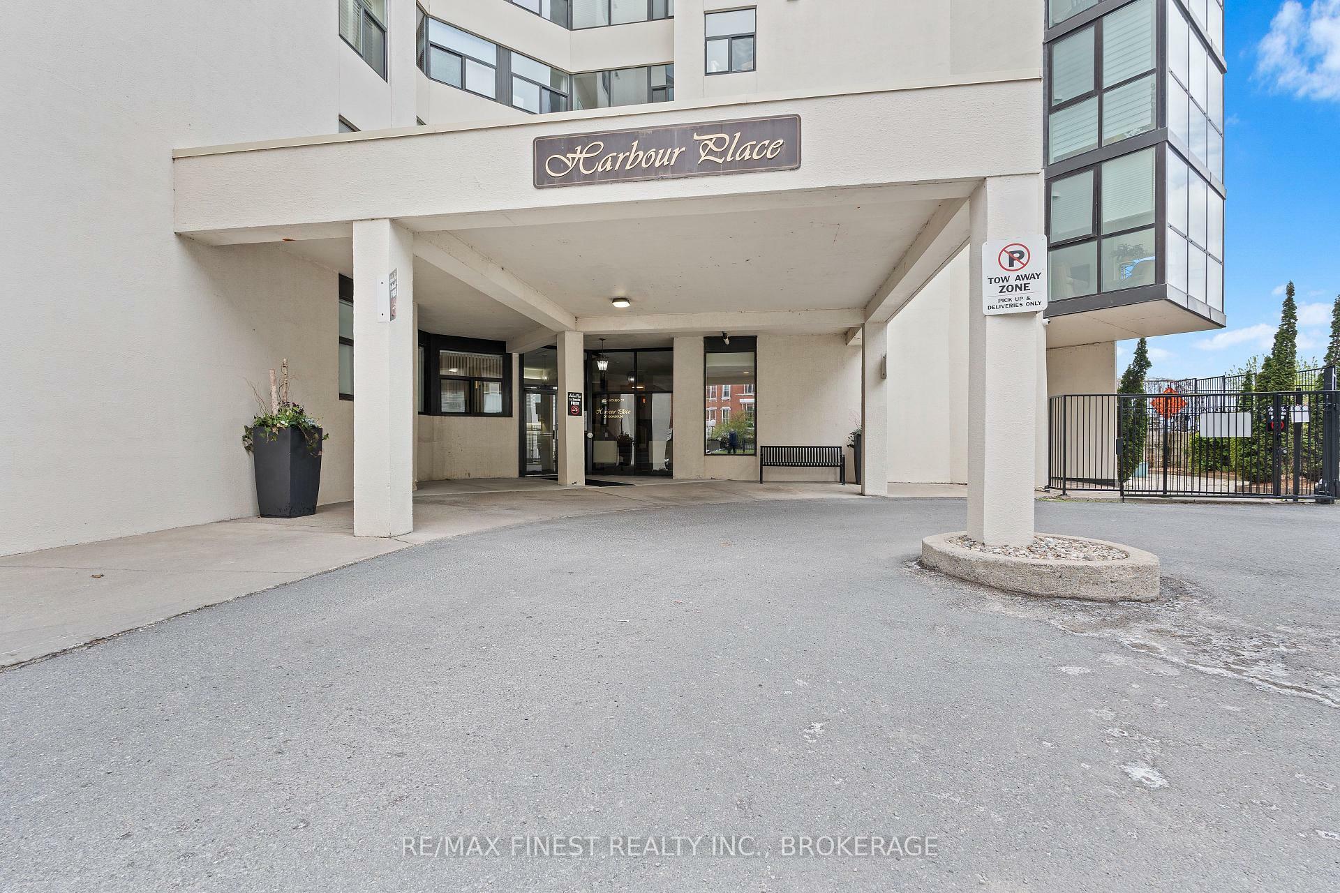 Property Photo: 185 Ontario Street 308 ON K7L 2Y7