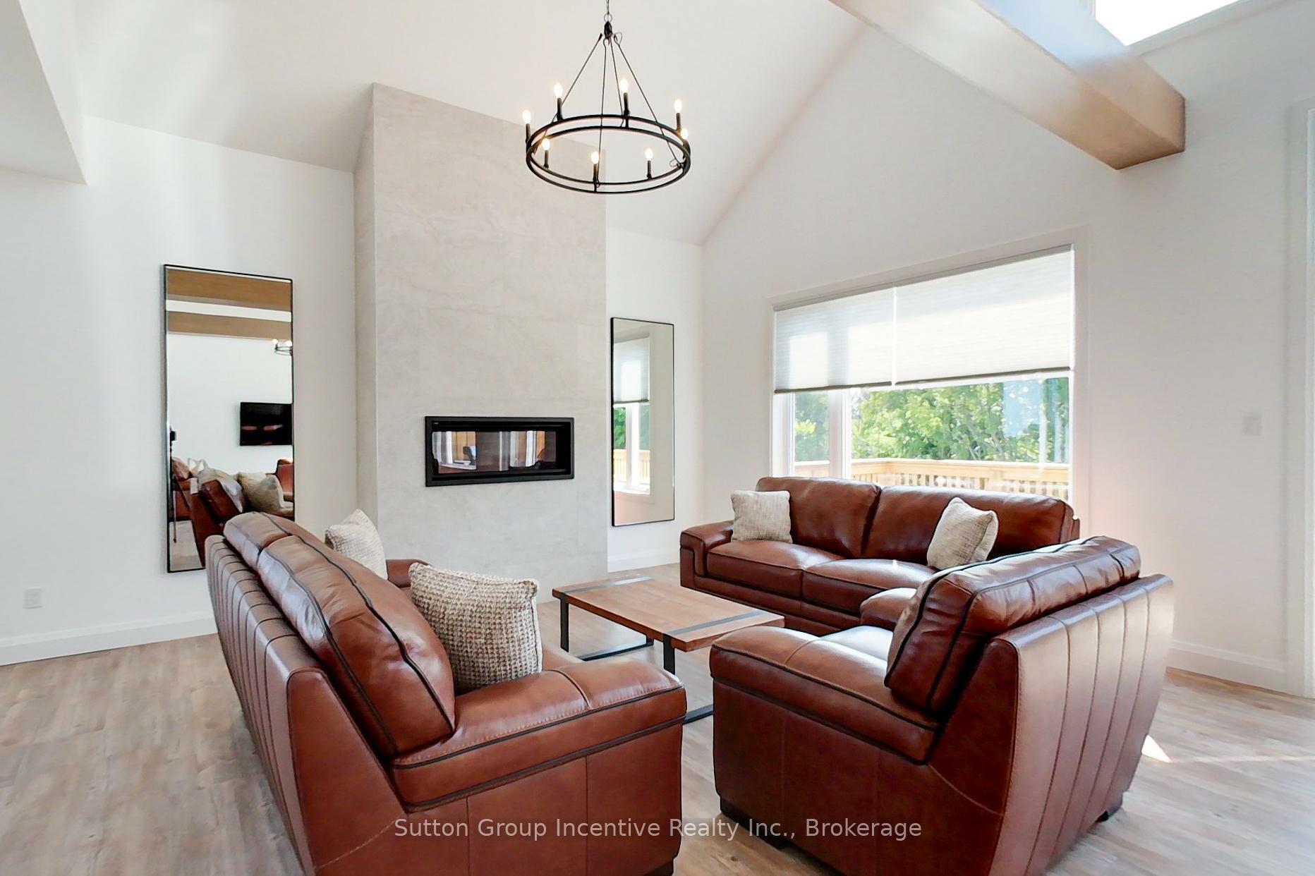 Property Photo:  130 Arlberg Crescent  ON L9Y 0M1 