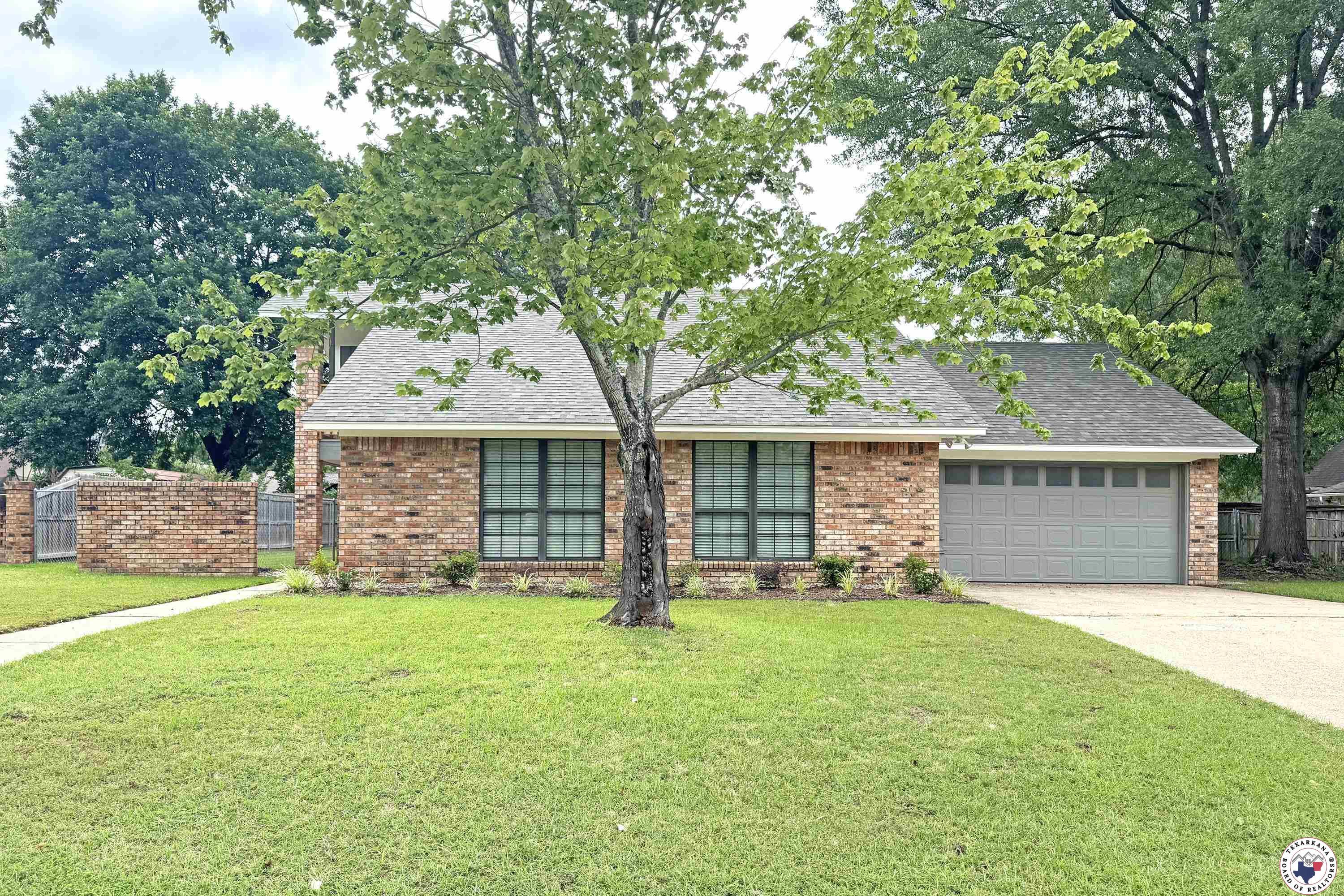 Property Photo: 403 Edgewood Lane TX 75501