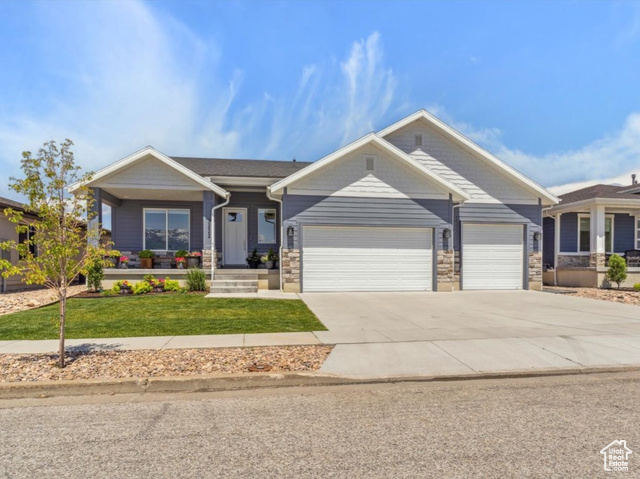 Property Photo: 3222 W Harvard Dr UT 84050
