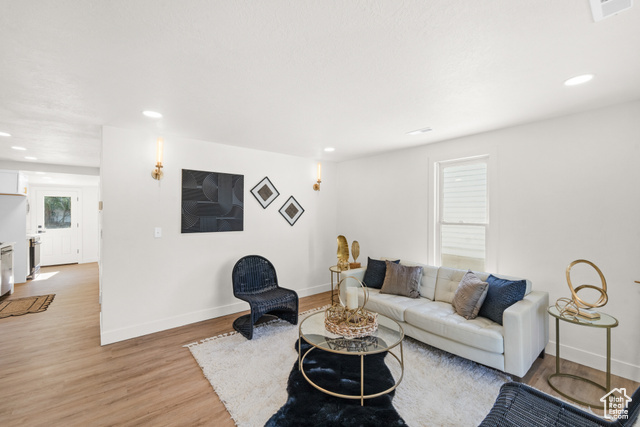 Property Photo: 671 S 600 E UT 84102