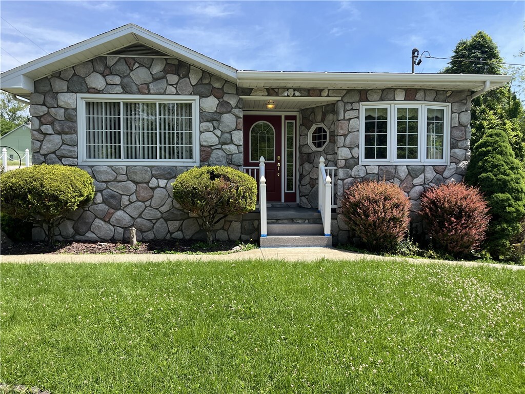 Property Photo:  100 Rohaley Lane  PA 15480 