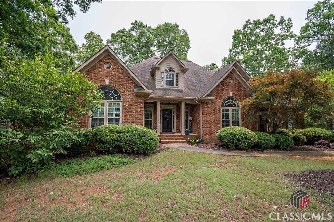 Property Photo: 1151 Holcomb Court GA 30622