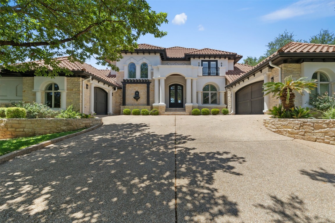 Property Photo: 2404 University Club Drive TX 78732