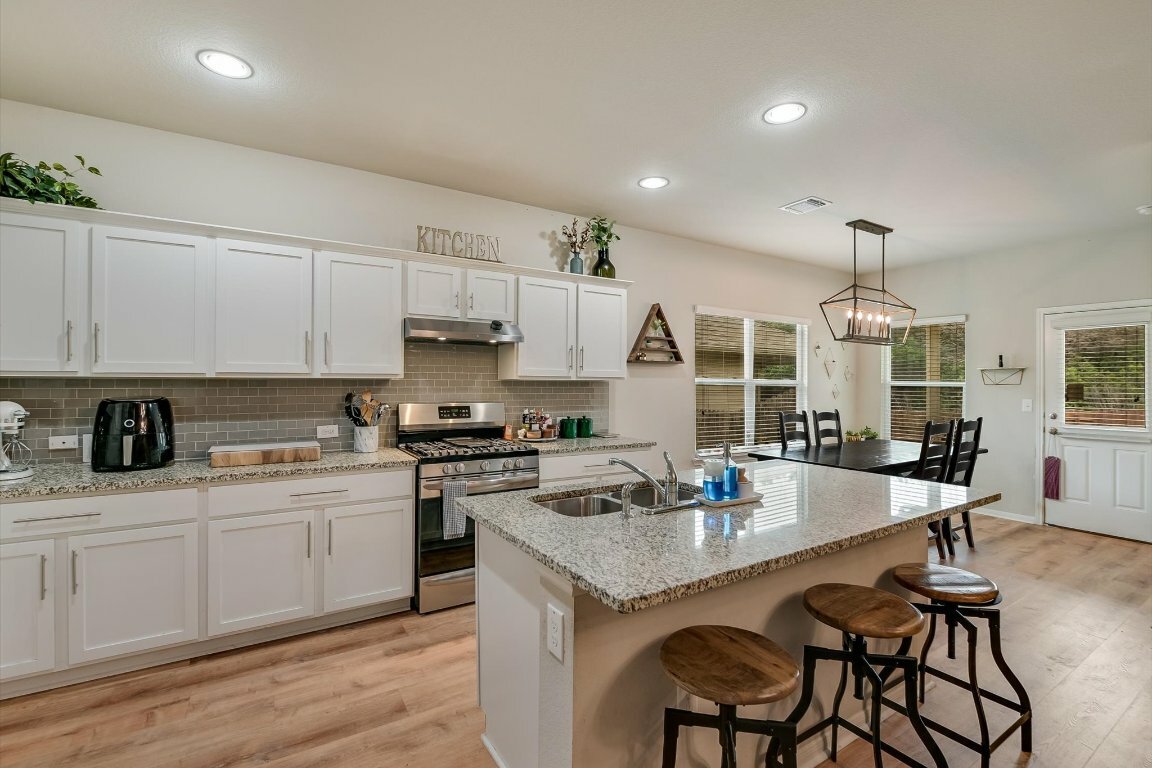 Property Photo: 10204 Tildon Avenue TX 78754