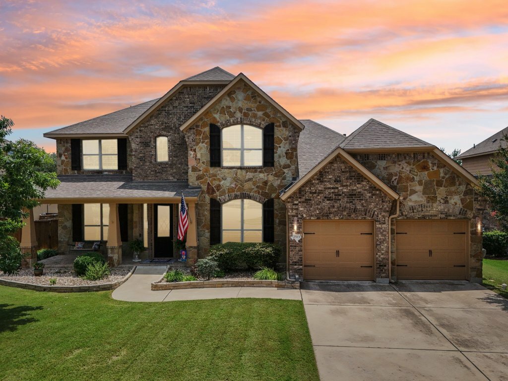 Property Photo: 2513 Rusty Spur TX 78641