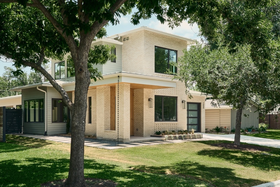 7809 Hardy Drive  Austin TX 78757 photo
