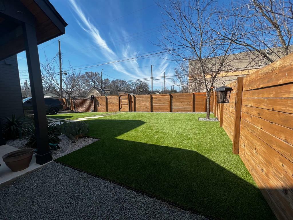 Property Photo: 1801 Tillery Street TX 78721