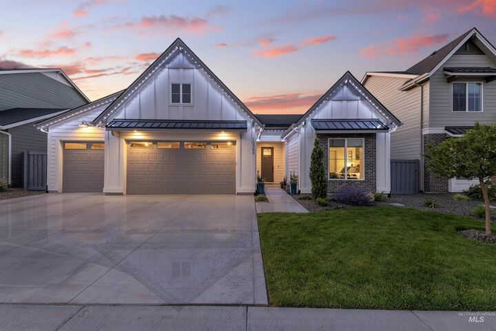 Property Photo: 10366 Loneleaf Drive ID 83687