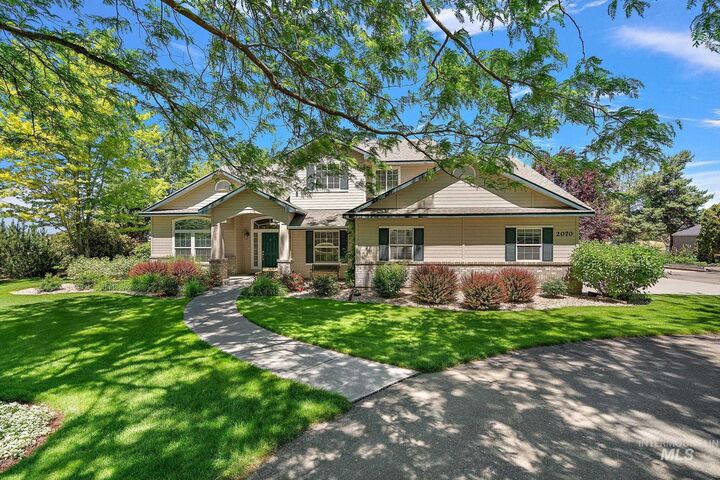 Property Photo: 2070 W Waltman St ID 83642