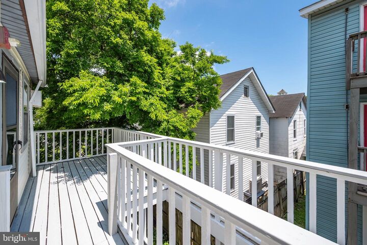 Property Photo:  106 Talbot Street 206  MD 21842