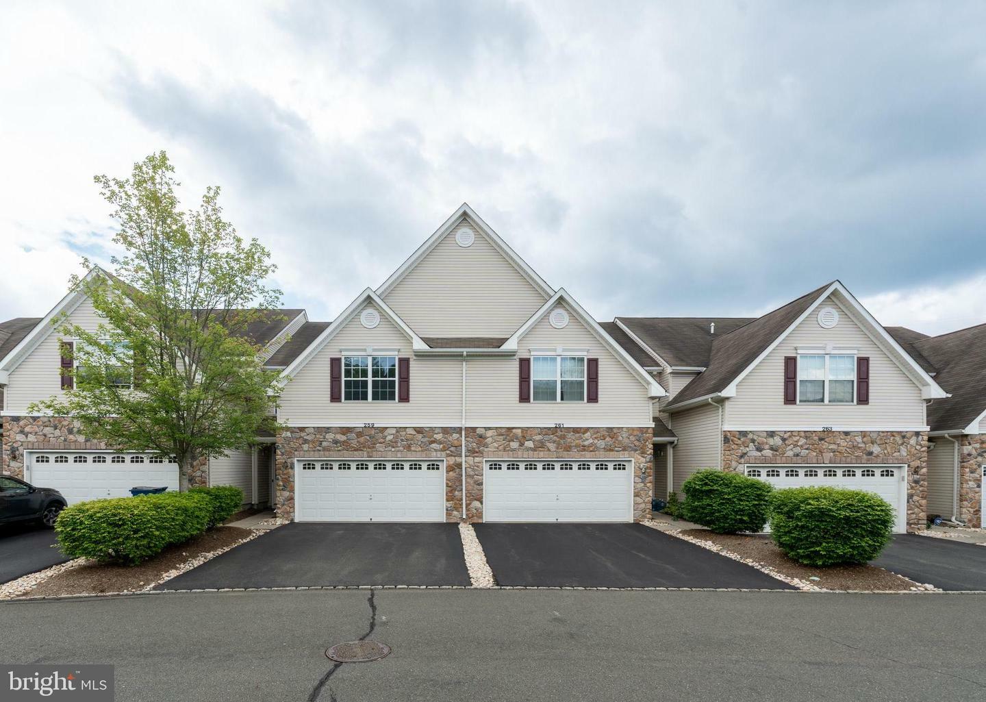 Property Photo: 259 Concord Place NJ 08534