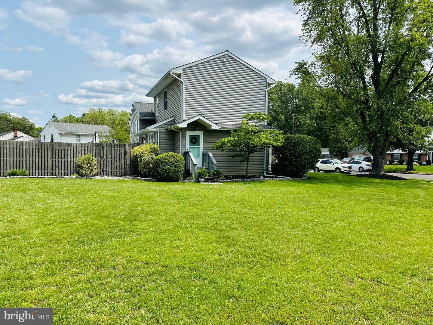 Property Photo:  333 Farmdale Road  NJ 08057 