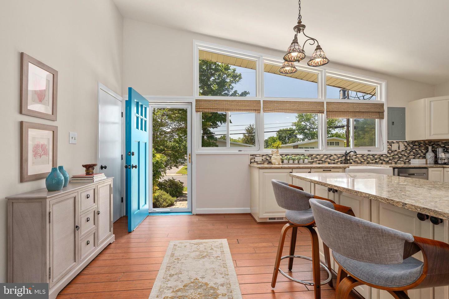 Property Photo: 4006 Javins Drive VA 22310