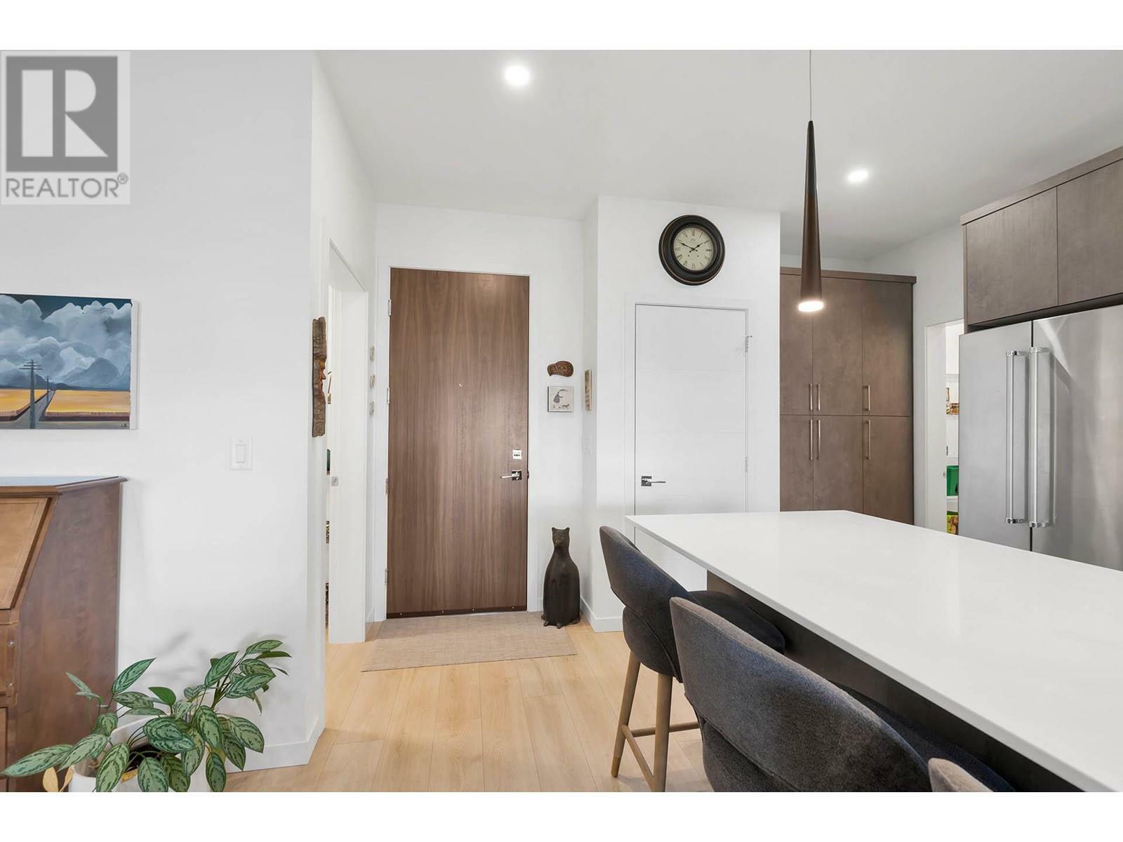 Property Photo: 1405 Springhill Drive 3403 BC V2C 0B4