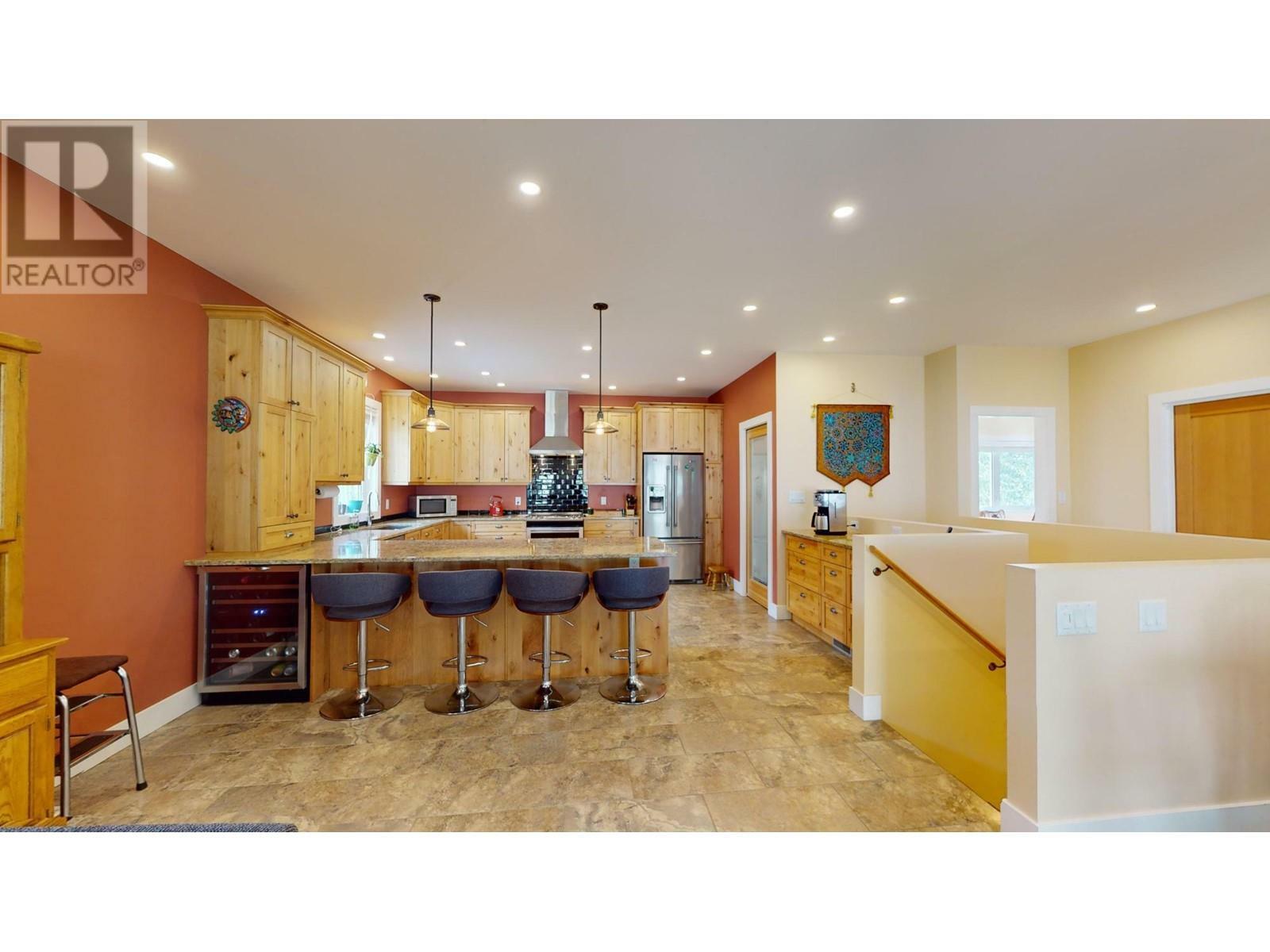 Property Photo: 2475 Colin Crescent BC V1R 4T4