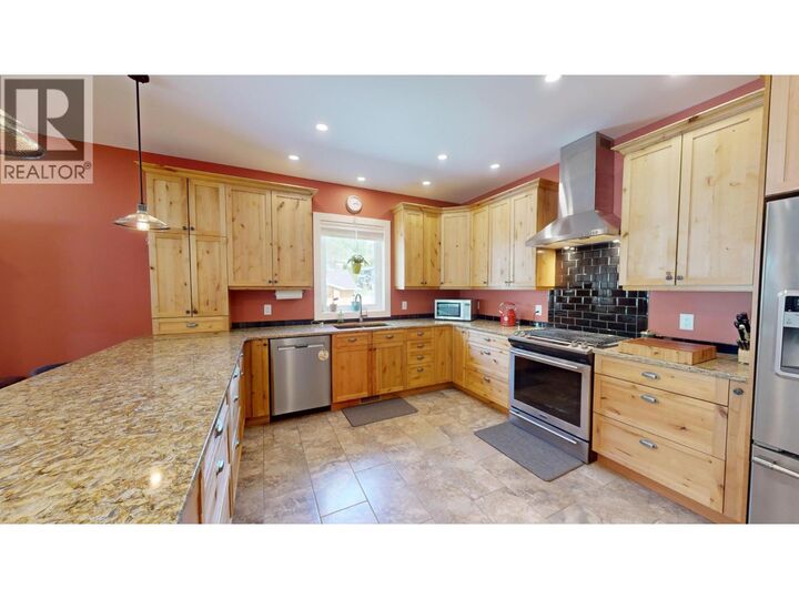 Property Photo: 2475 Colin Crescent BC V1R 4T4