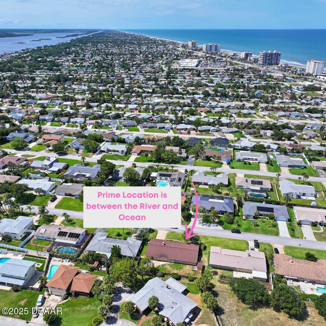 Property Photo: 106 Banyan Drive FL 32176