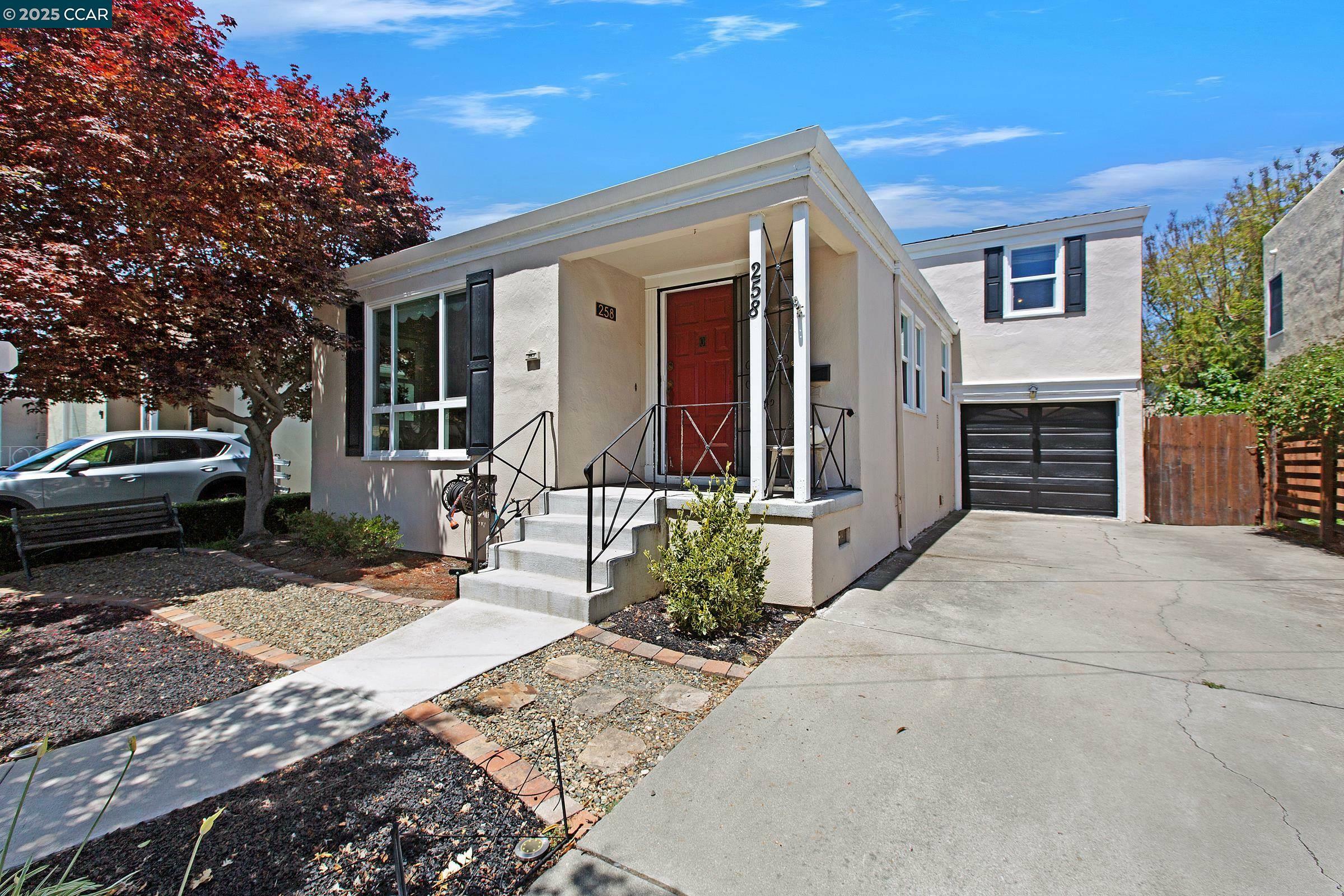 Property Photo: 258 Lorraine Blvd CA 94577