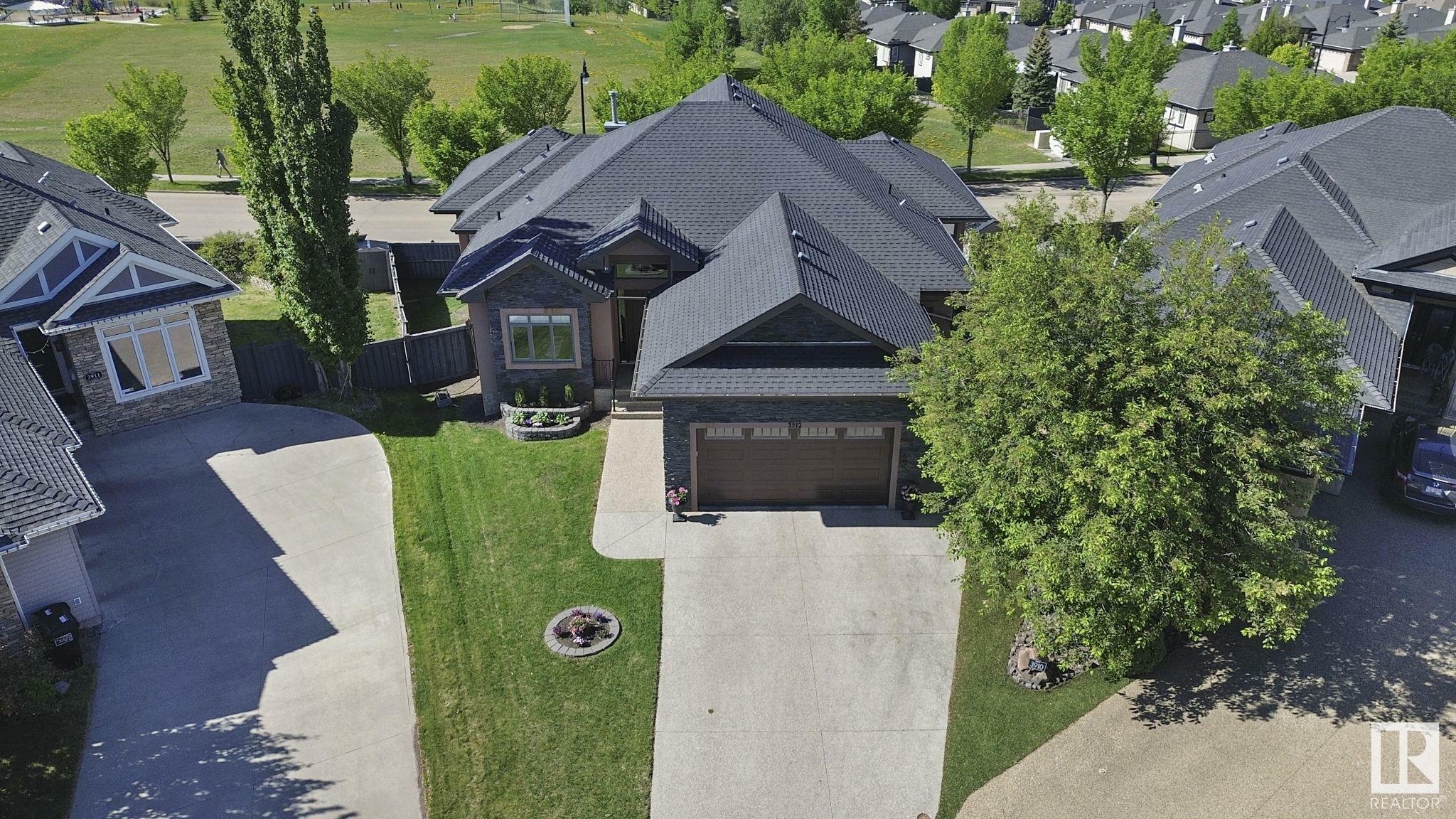 Property Photo: 3912 Macneil Bay Bay NW AB T6R 0H5