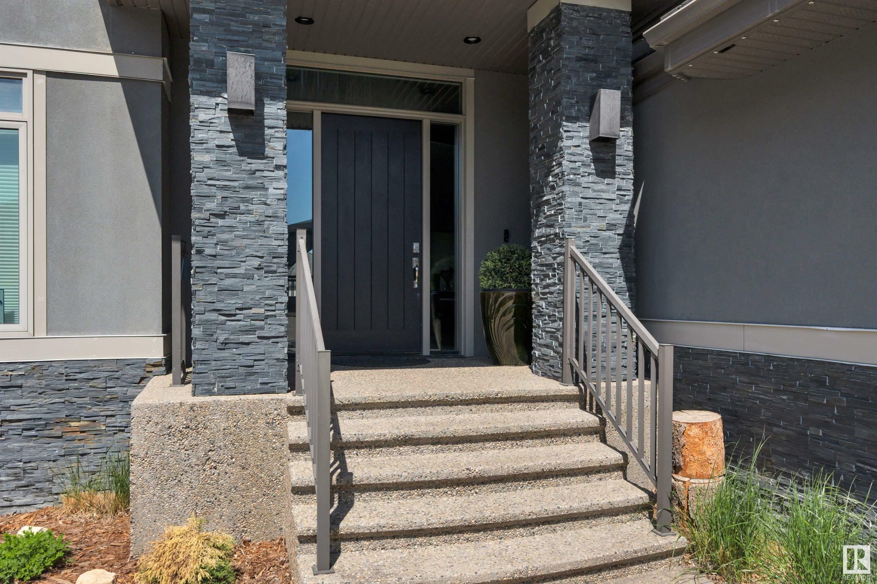 Property Photo: 4510 Wingfield Bay NW AB T6W 2E1
