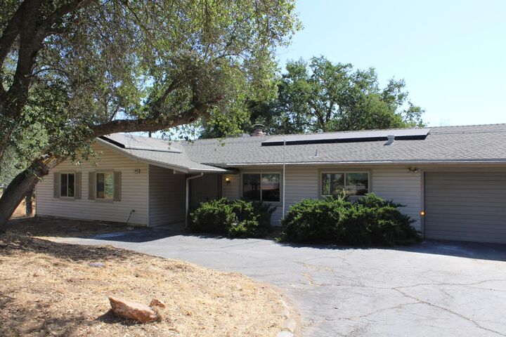 Property Photo:  30685 Yosemite Springs Pkwy  CA 93614 