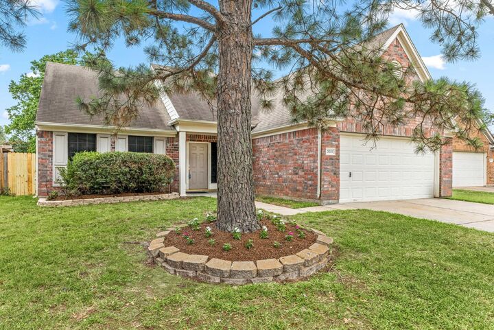 Property Photo:  3031 W Cedar Sun Trail  TX 77449 