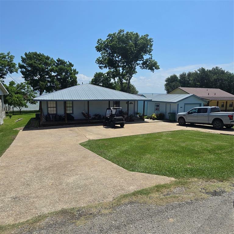 Property Photo: 500 High Crest Drive TX 77364