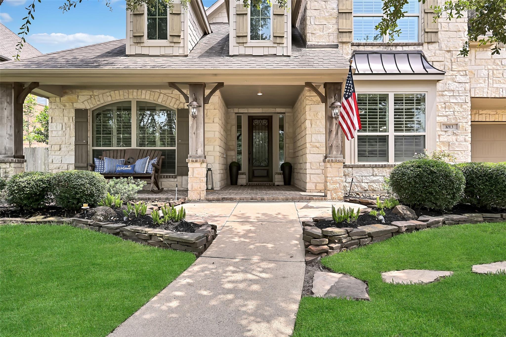 Property Photo:  1013 Bolivar Point Lane  TX 77546 