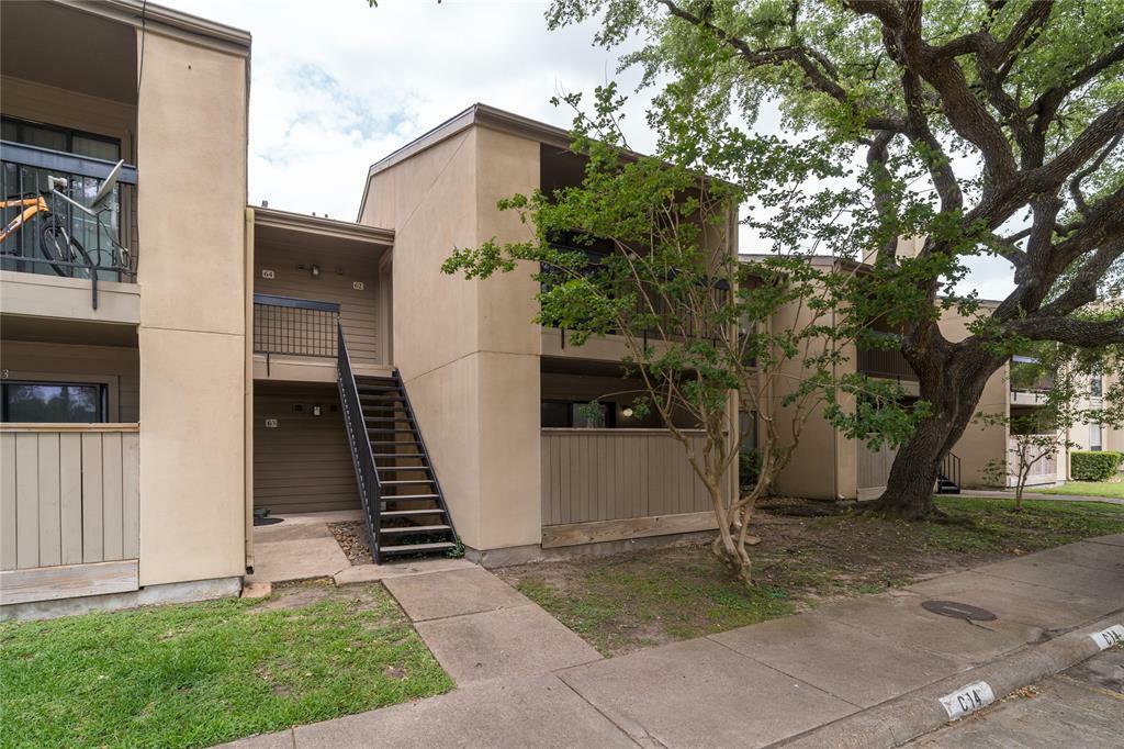 Property Photo: 3300 Pebblebrook TX 77586